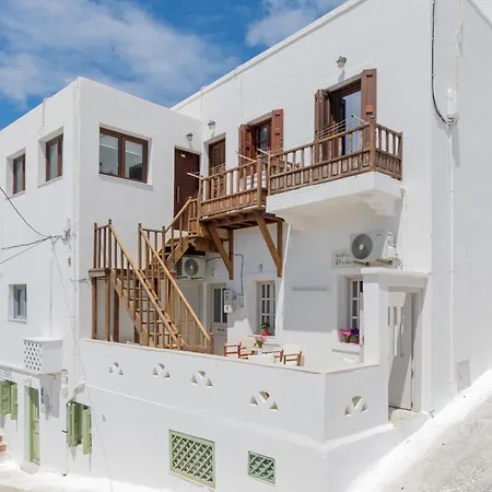 Nostos Apartment *